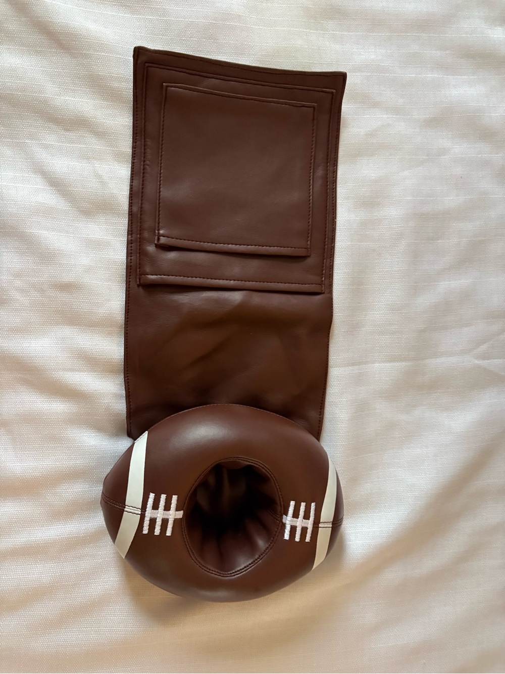 Vintage arm chair rest drink holder with pouch